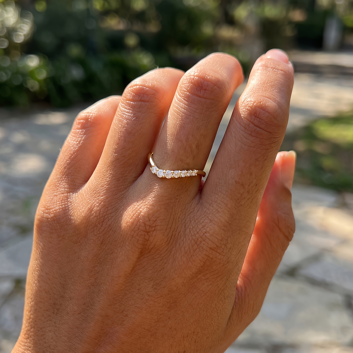 Women's Curved Silhouette Engagement Ring, Everyday Elegance